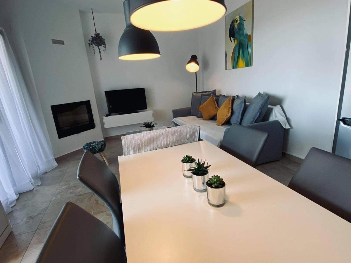 Arbutus - Relaxing Apartment With Fantastic Views Georgioupoli Eksteriør billede