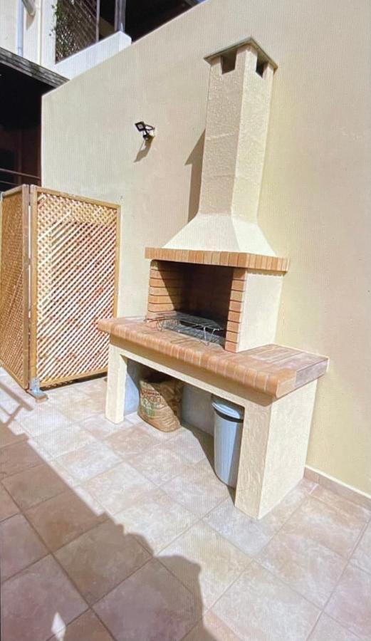 Arbutus - Relaxing Apartment With Fantastic Views Georgioupoli Eksteriør billede