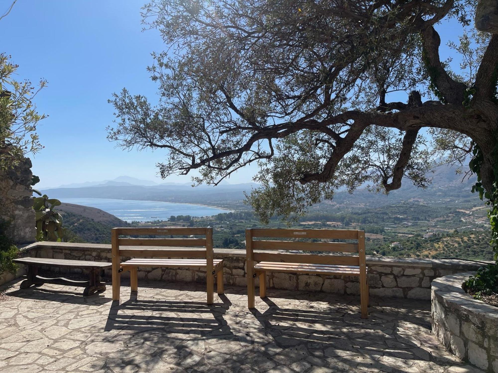 Arbutus - Relaxing Apartment With Fantastic Views Georgioupoli Eksteriør billede